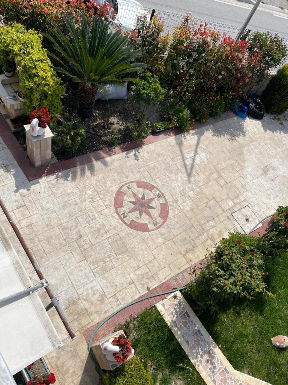 Апартаменты Garden View Влёра